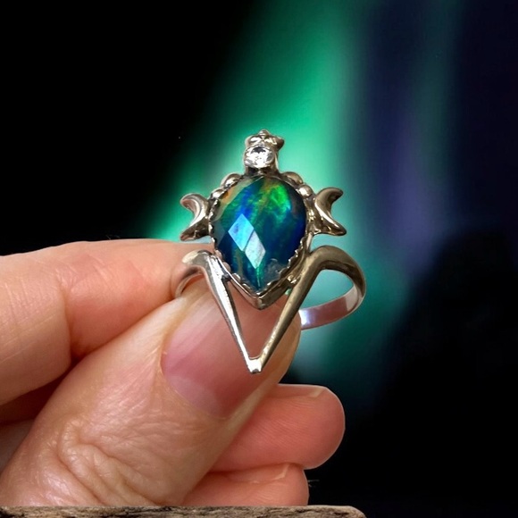 Outstanding Aurora Opal and White Topaz Mystical Moon Ring, SZ 10 - Picture 3 of 5